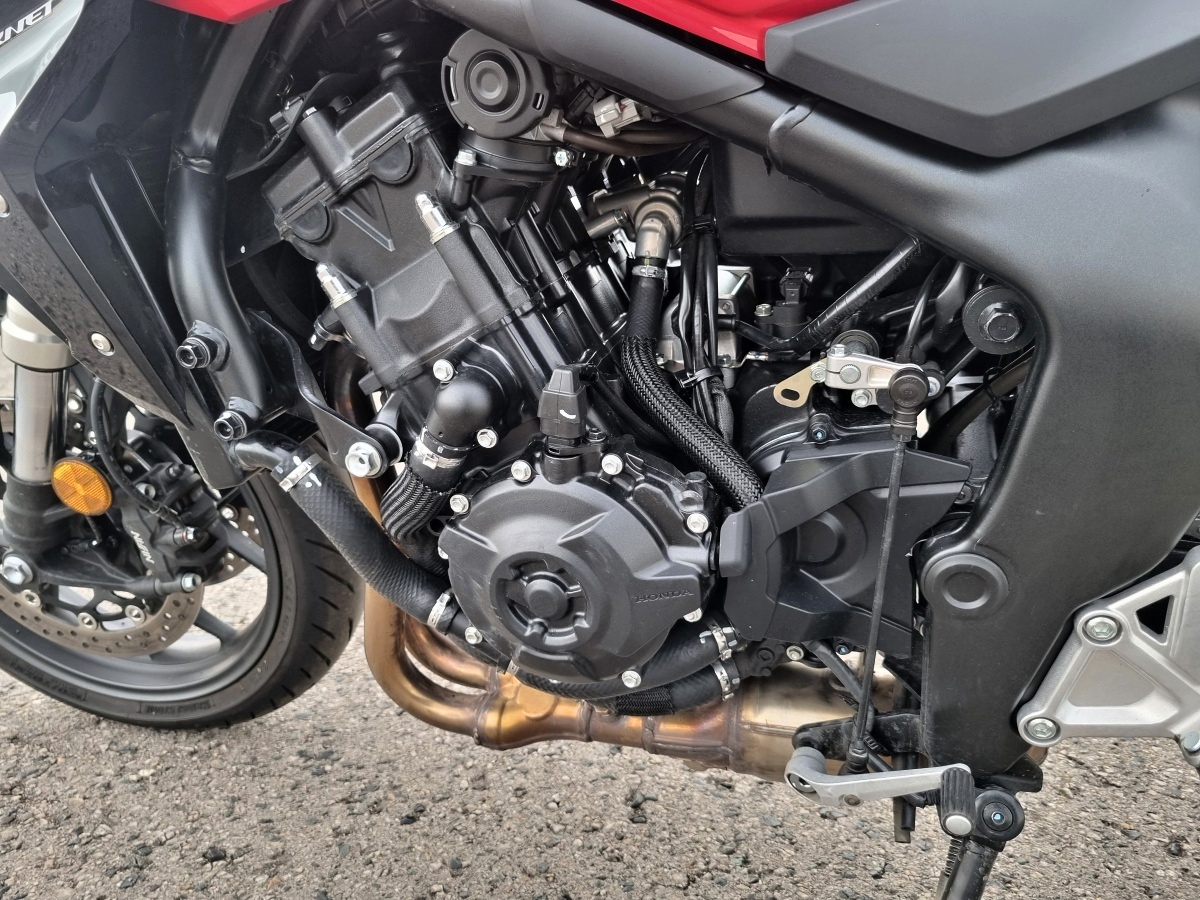 honda-cb-1000-hornet-15