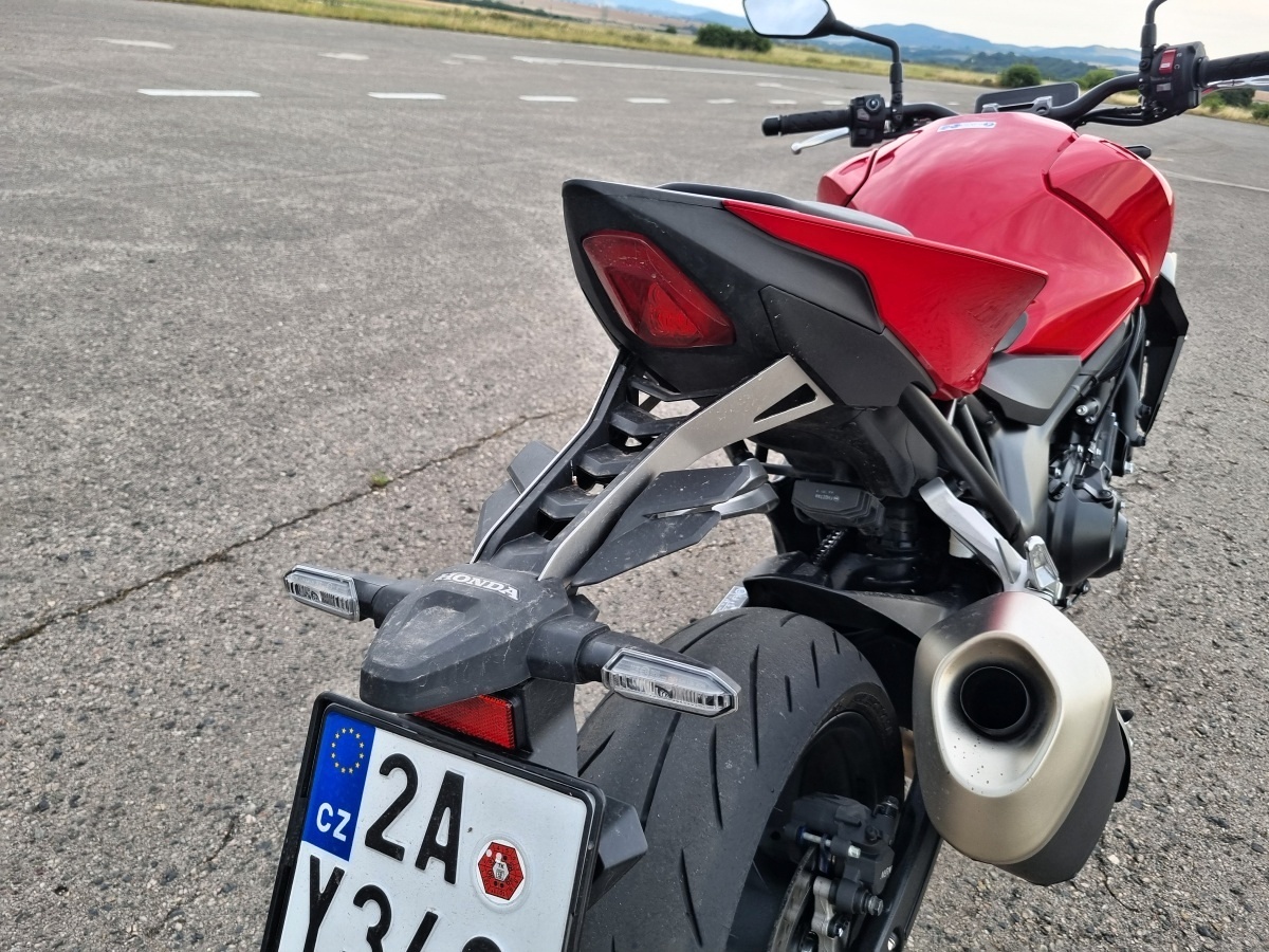 honda-cb-1000-hornet-8