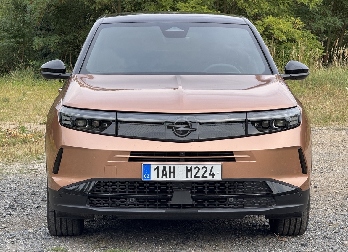 opel-grandland-2025-23