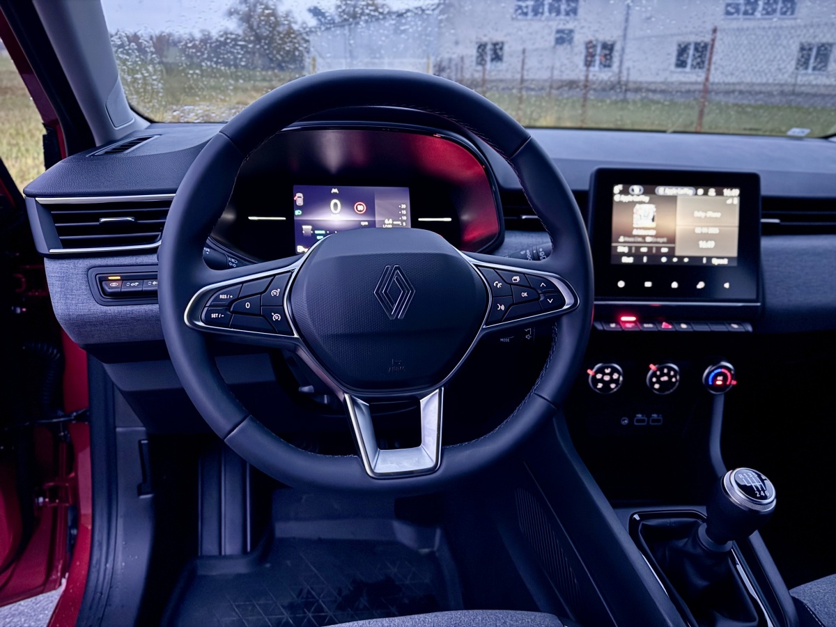 renault-clio-2025-34
