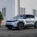 2026_toyotaurbancruiser_liquidsilverawd_static_001