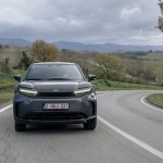 2026_toyotaurbancruisergraphitegreyfwd_dynamic_010