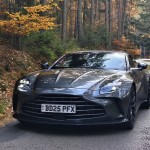 aston-martin-vantage-roadster-2026-10
