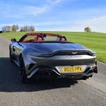 aston-martin-vantage-roadster-2026-17