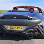 aston-martin-vantage-roadster-2026-30