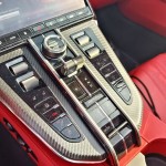 aston-martin-vantage-roadster-2026-57
