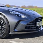 aston-martin-vantage-roadster-2026-7