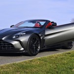 aston-martin-vantage-roadster-2026-8