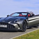 aston-martin-vantage-roadster-2026-9