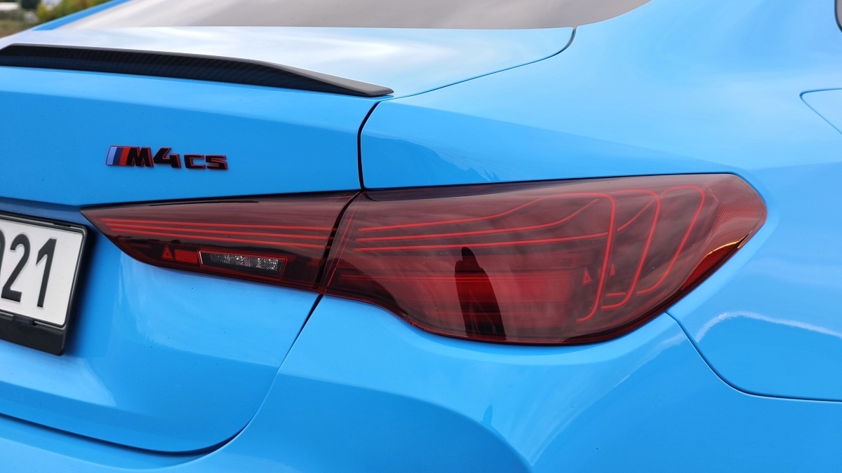 bmw-m4-cs-2026-22