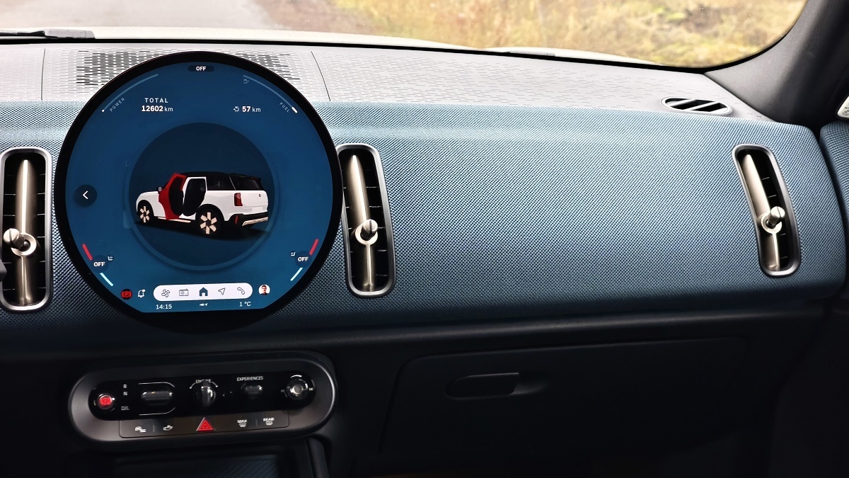 mini-countryman-c-2025-31