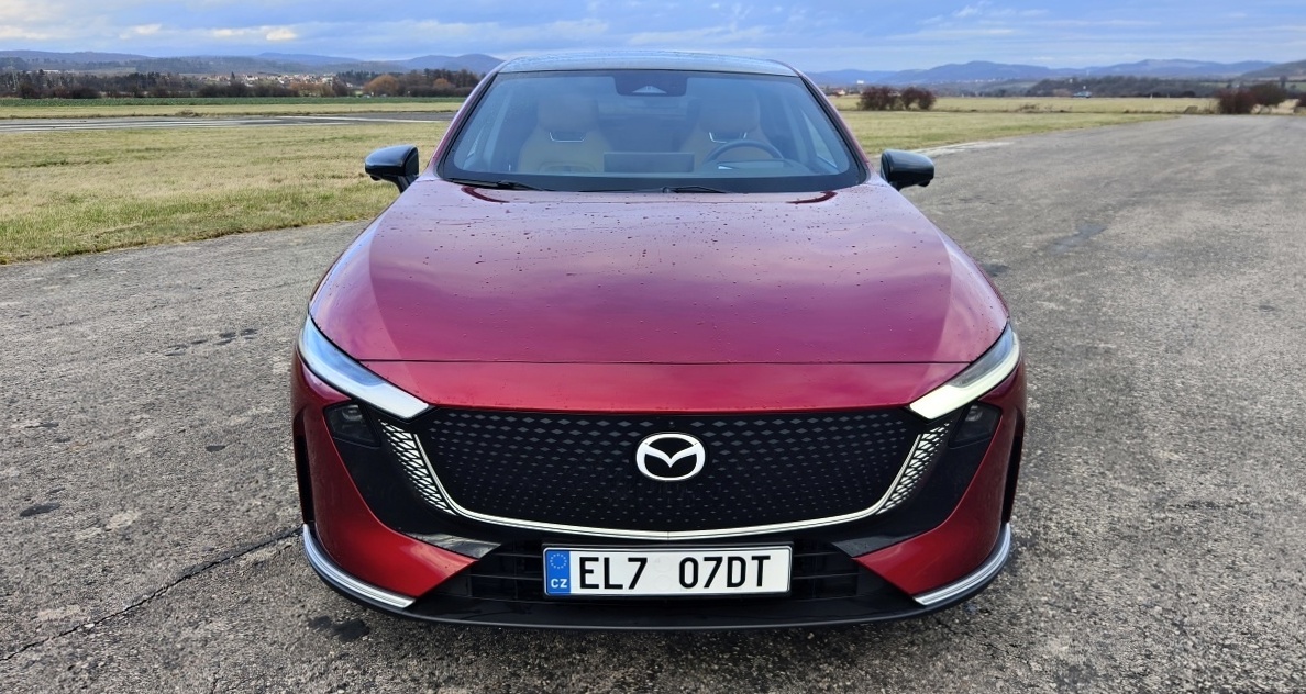 mazda-6e-2026-10