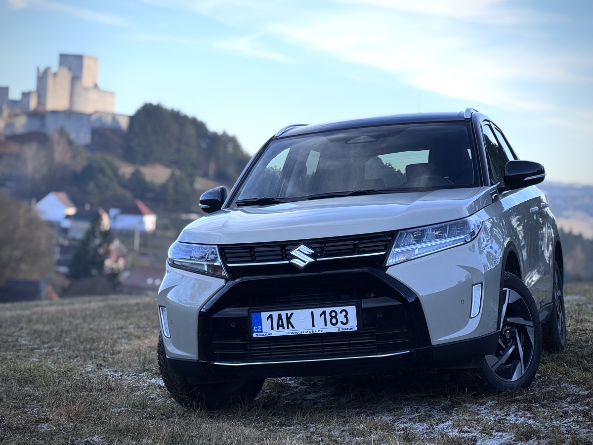 suzuki-vitara-hybrid-2026-13