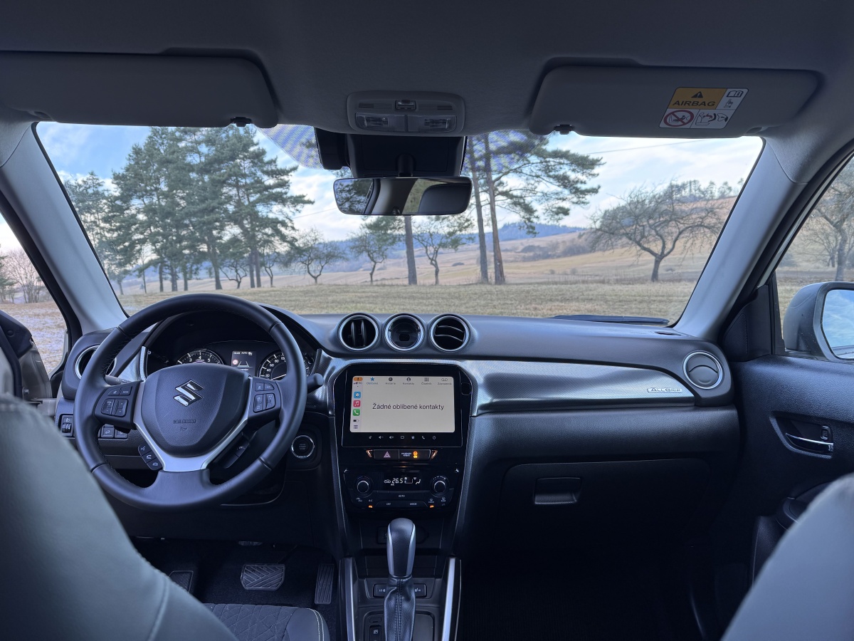 suzuki-vitara-hybrid-2026-31