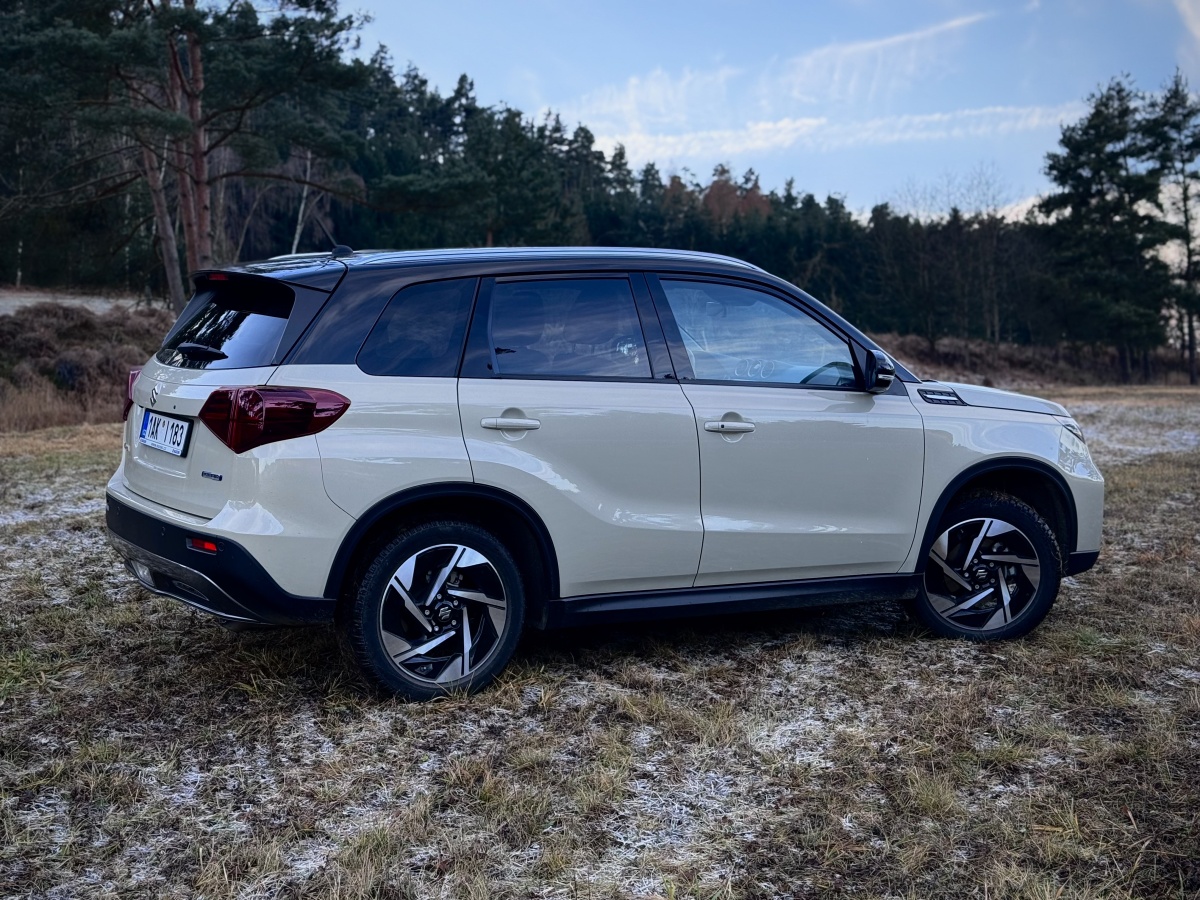 suzuki-vitara-hybrid-2026-6