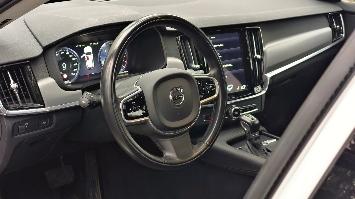 volvo-v90-14