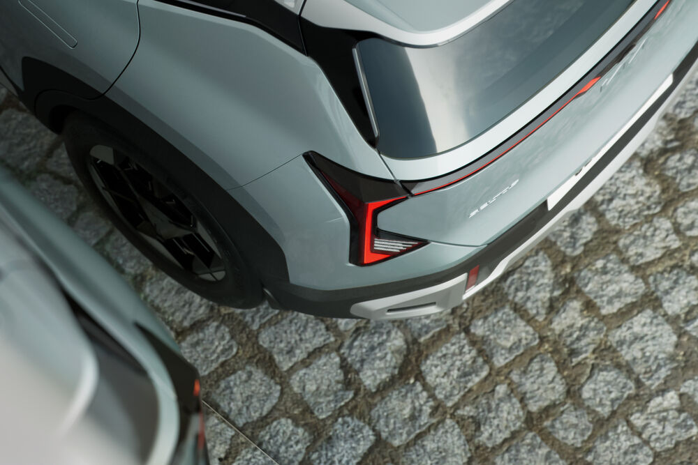 kia-corporate-teaser-all-new-seltos-suv-clean-print-3600x2400-03