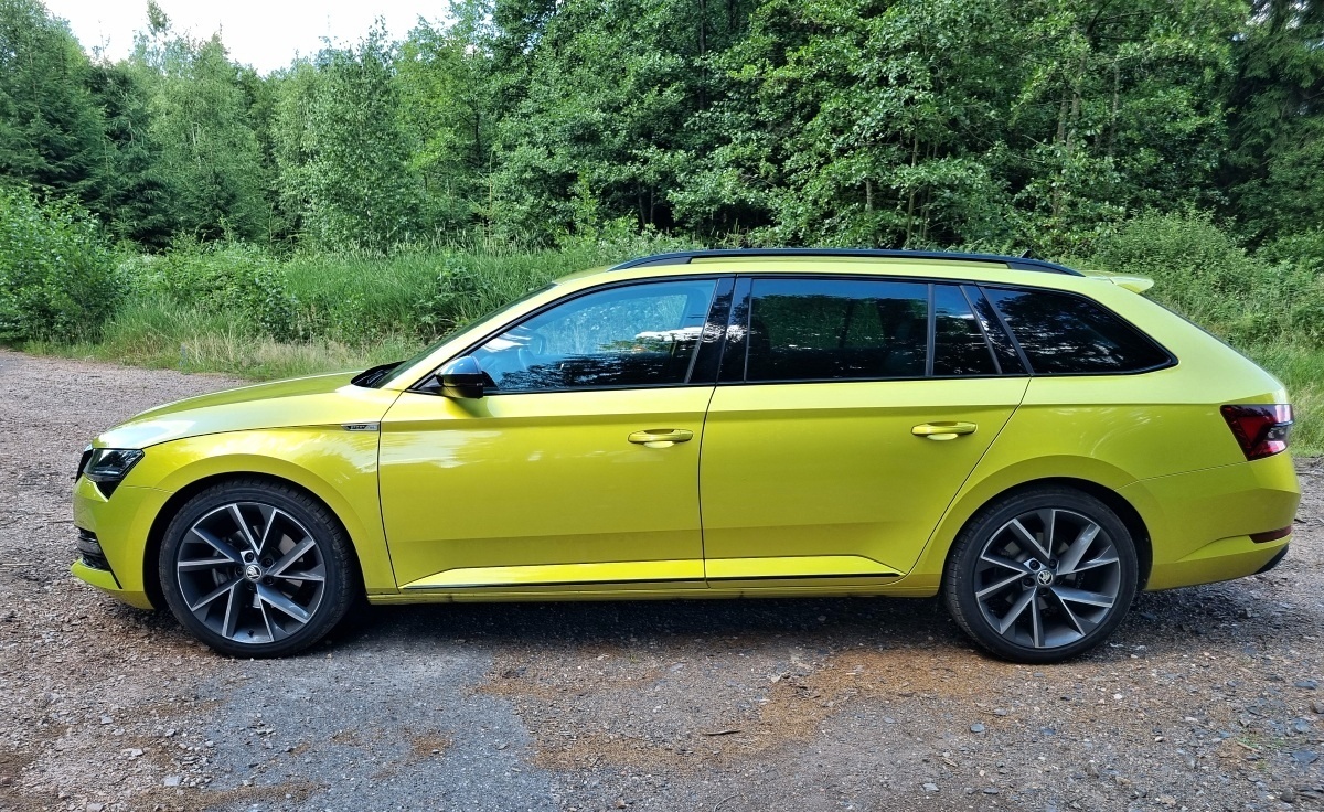 skoda-superb-iii-kombi-sportline-3