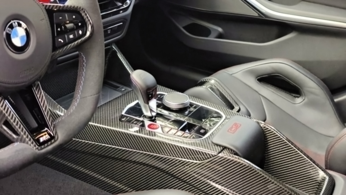 bmw-m3-cs-touring-2026-31