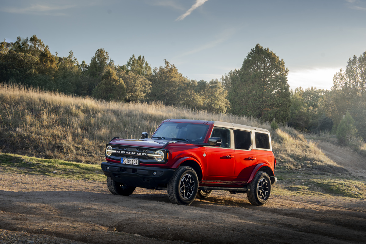 hot_pepper_red_bronco_001