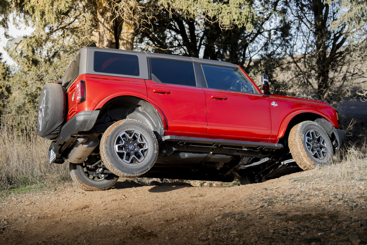 hot_pepper_red_bronco_064