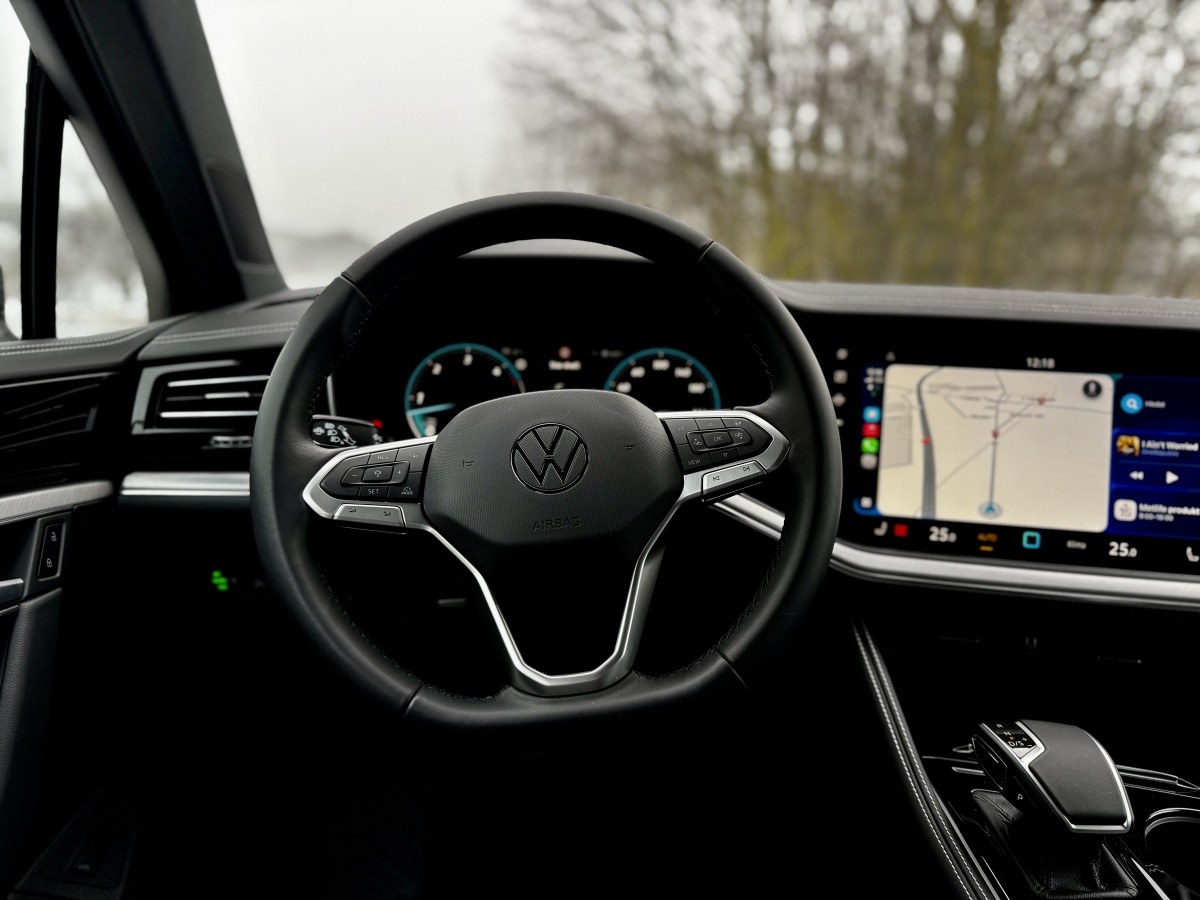 volkswagen-touareq-2026-20