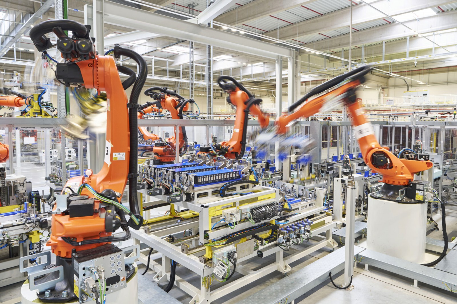260227_skoda-opens-new-battery-systems-assembly-plant-2_1d70c035-1920x1280
