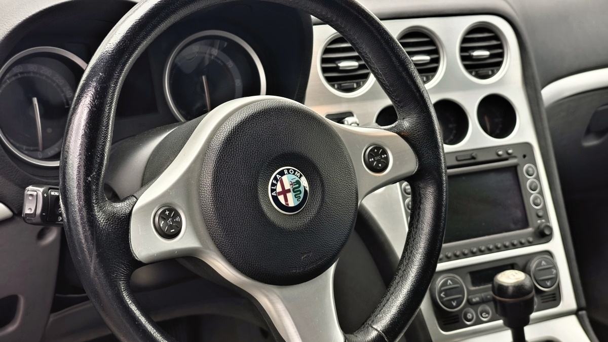alfa-romeo-brera-2026-36