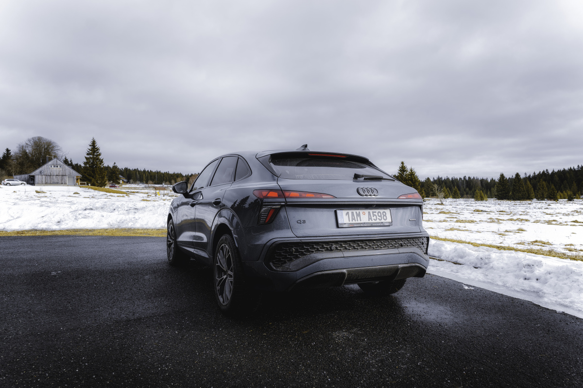 audi-q3-2026-8