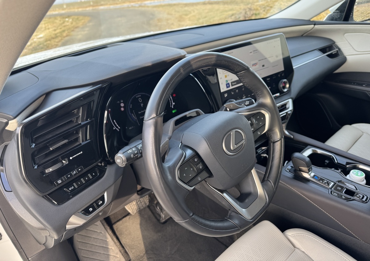 lexus-rx-2026-25