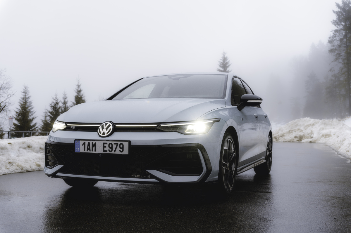 volkswagen-golf-8-2026-23