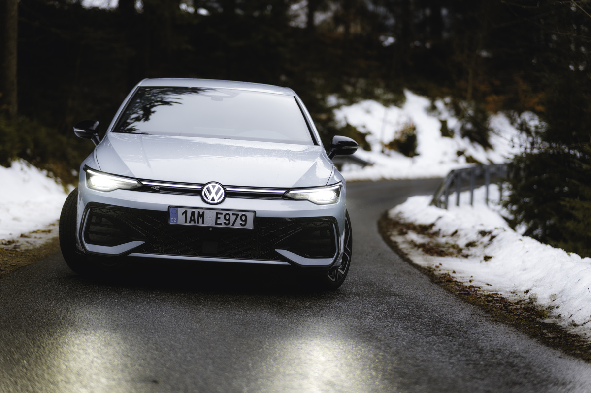volkswagen-golf-8-2026-5