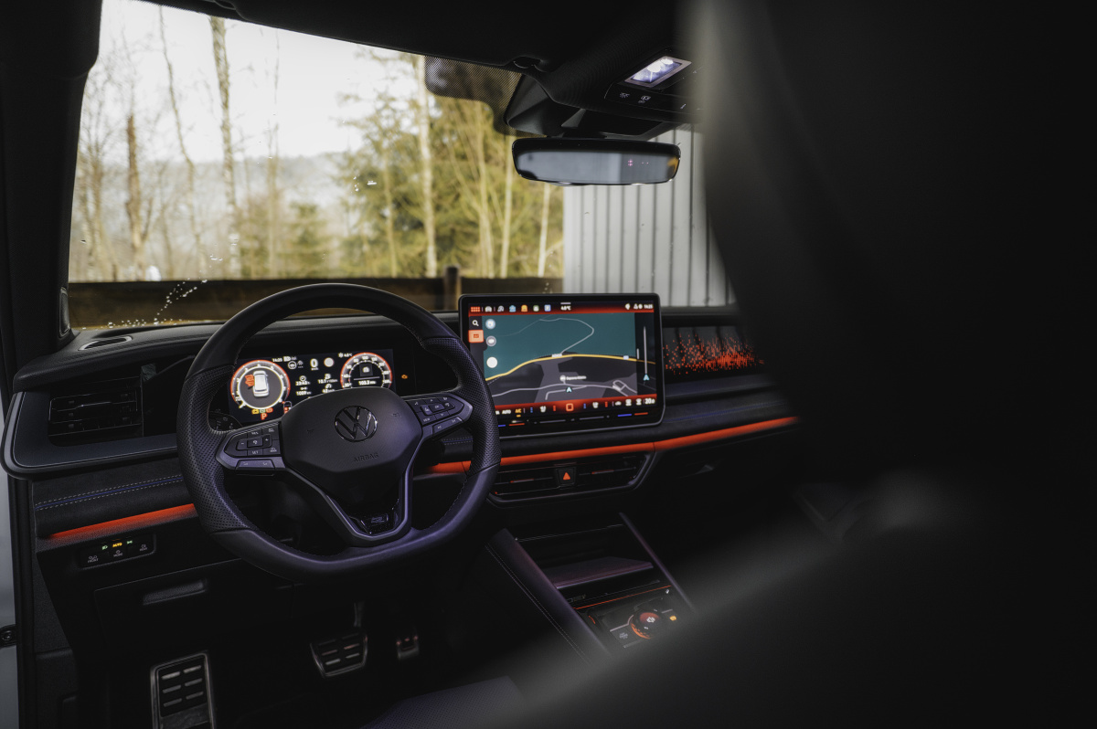 volkswagen-tayron-2026-28