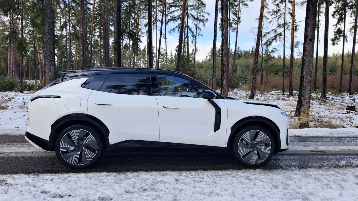 lynkco-08-test-2026-37
