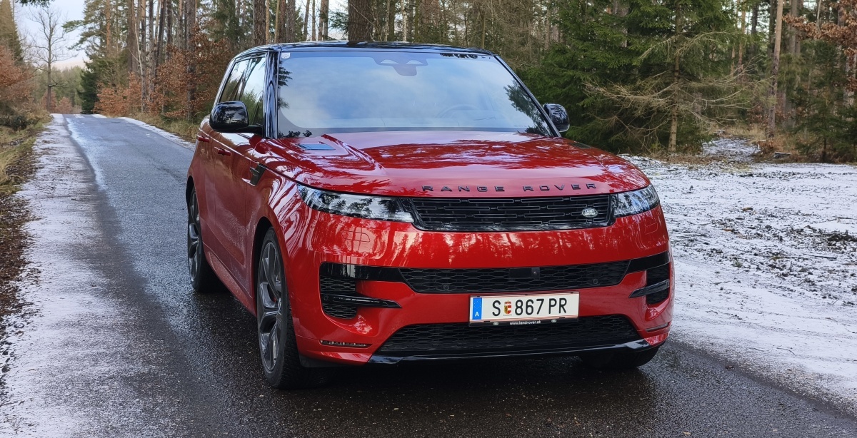range-rover-sport-2026-10