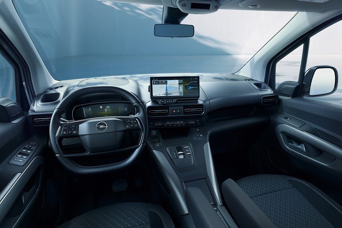opel-combo-life-2024-04