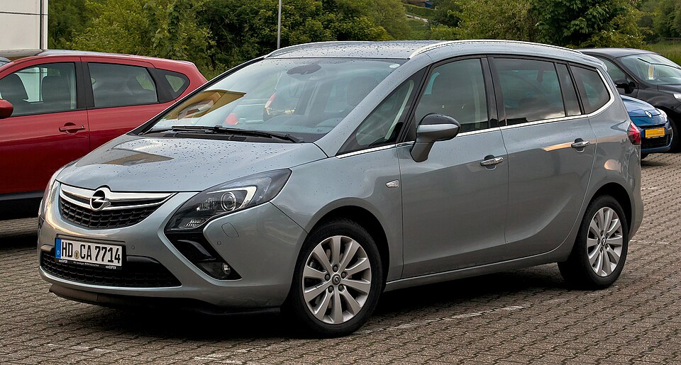 opel_zafira_tourer_2-0_cdti_innovation_c_-_frontansicht_23-_mai_2013_heiligenhaus