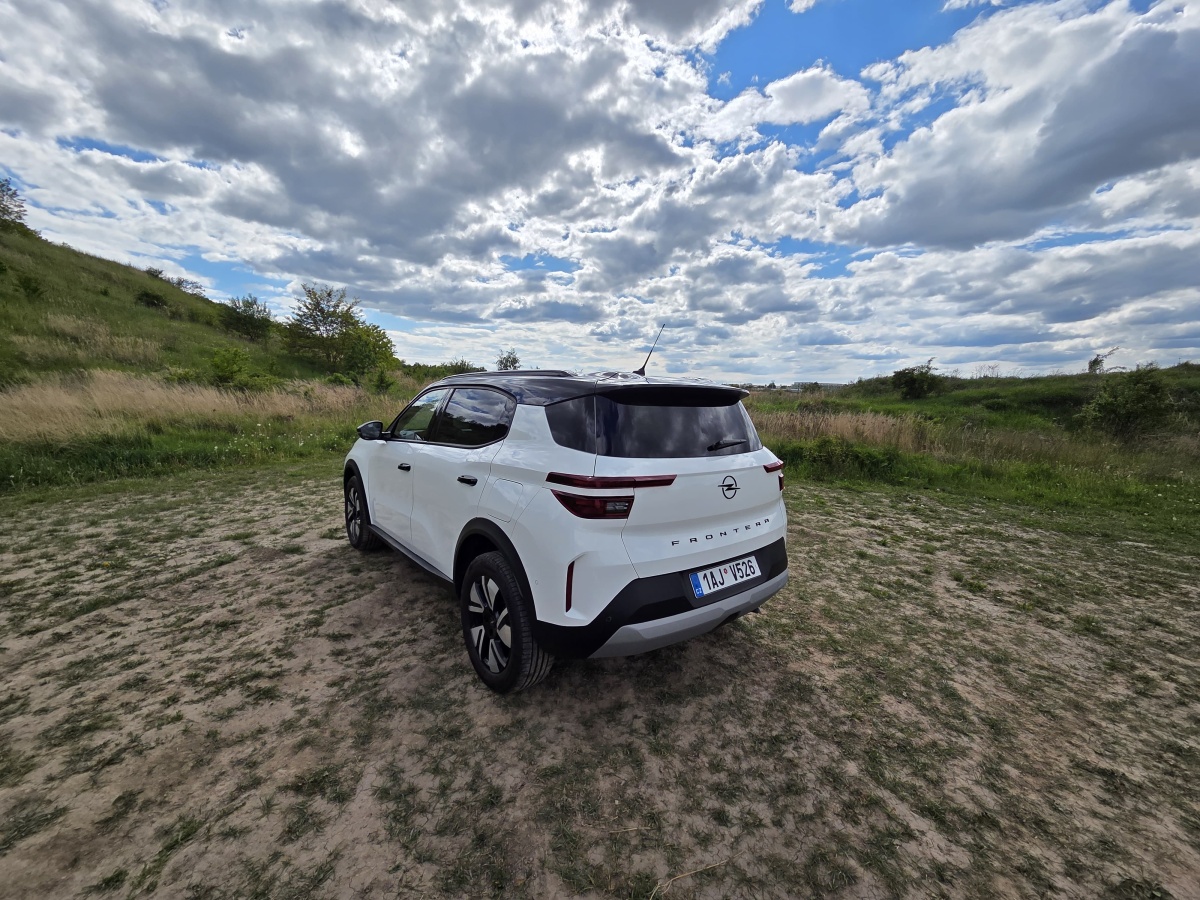 opel-frontera-2026-test-38